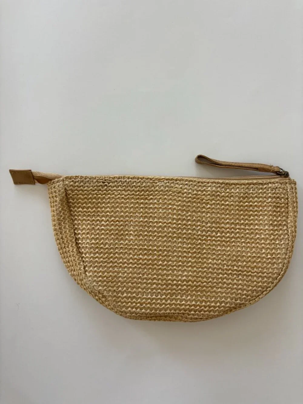 N/A woven pom